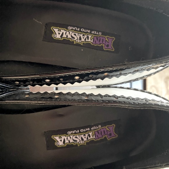 Funtasma Contessa Pump - Picture 5 of 12